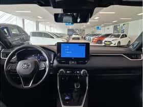 Toyota RAV4 (2024) thumbnail 13