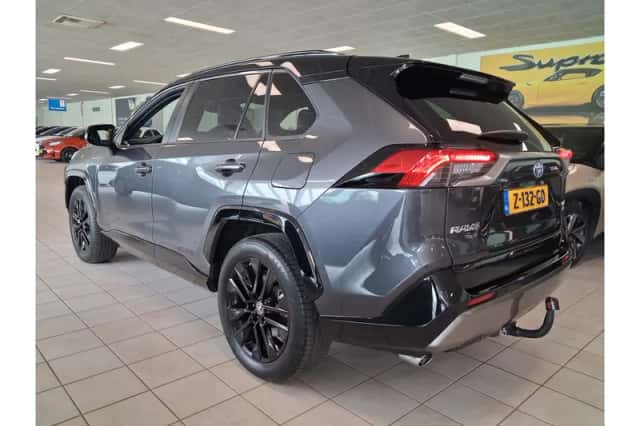 Toyota RAV4 (2024) thumbnail 4