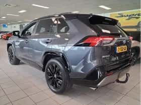 Toyota RAV4 (2024) thumbnail 4