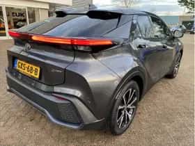 Toyota C-HR (2024) thumbnail 6