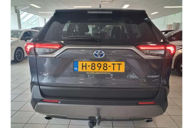 Toyota RAV4 (2020) thumbnail 5