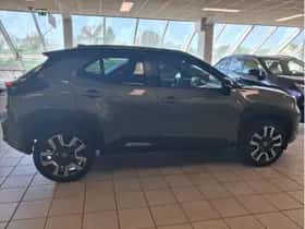 Toyota Yaris Cross (2024) thumbnail 7
