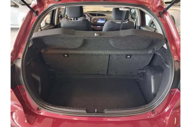 Toyota Yaris (2019) thumbnail 5