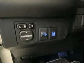 Toyota RAV4 (2017) thumbnail 22