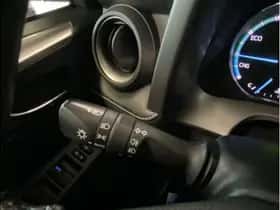 Toyota RAV4 (2017) thumbnail 25