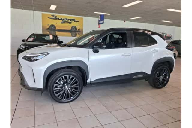 Toyota Yaris Cross (2024) thumbnail 3