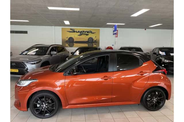 Toyota Yaris (2023) thumbnail 4