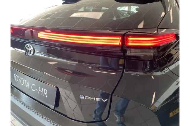 Toyota C-HR (2026) thumbnail 6