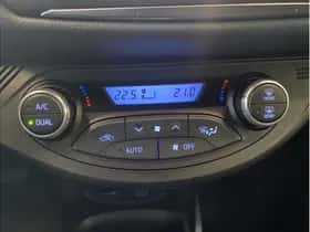 Toyota Yaris (2018) thumbnail 29