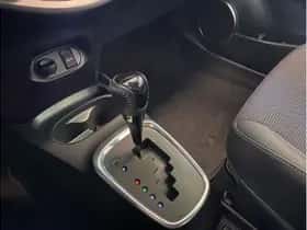 Toyota Yaris (2018) thumbnail 34