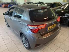 Toyota Yaris (2018) thumbnail 5