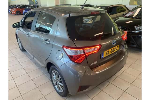 Toyota Yaris (2018) thumbnail 6