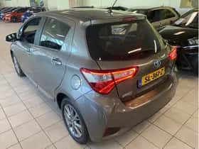 Toyota Yaris (2018) thumbnail 6