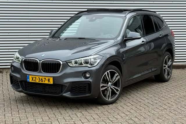 BMW X1 (2019) thumbnail 2