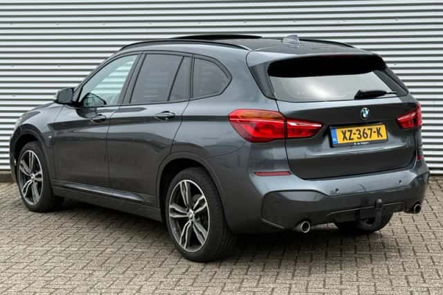 BMW X1 (2019) thumbnail 3