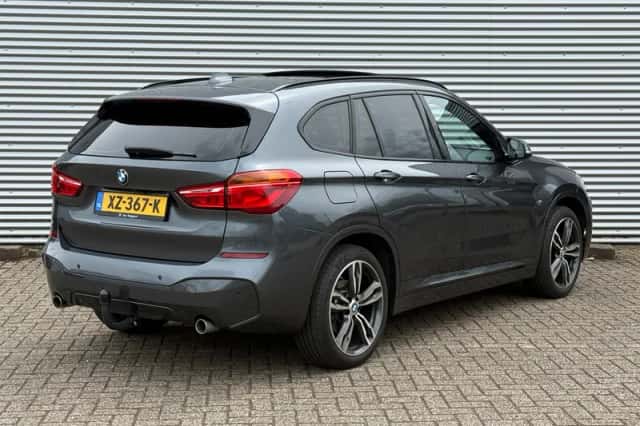 BMW X1 (2019) thumbnail 4