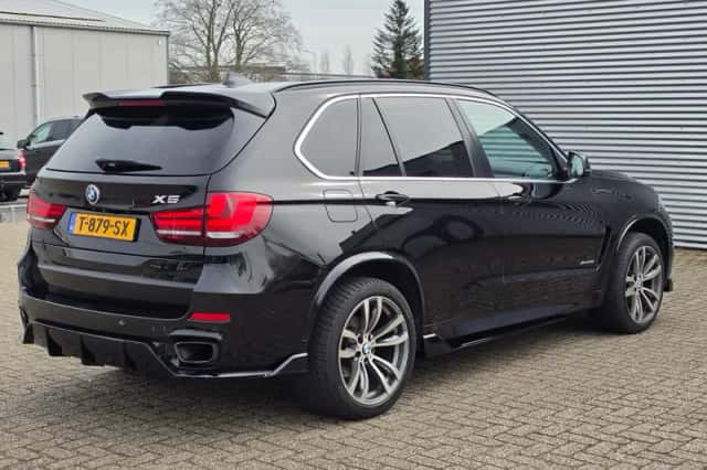 BMW X5 (2015) thumbnail 4