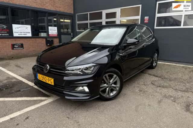 Volkswagen Polo (2021) thumbnail 1