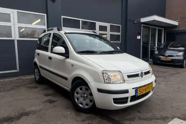 Fiat Panda (2011) thumbnail 3