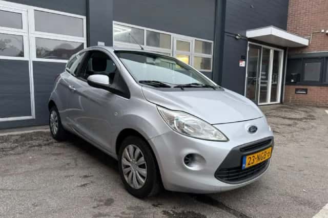 Ford Ka (2010) thumbnail 3