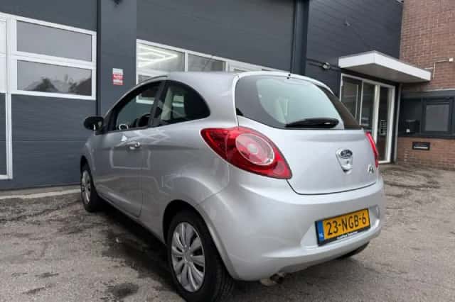 Ford Ka (2010) thumbnail 6