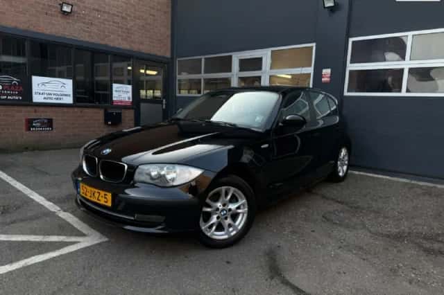 BMW 1-Serie (2009) thumbnail 1