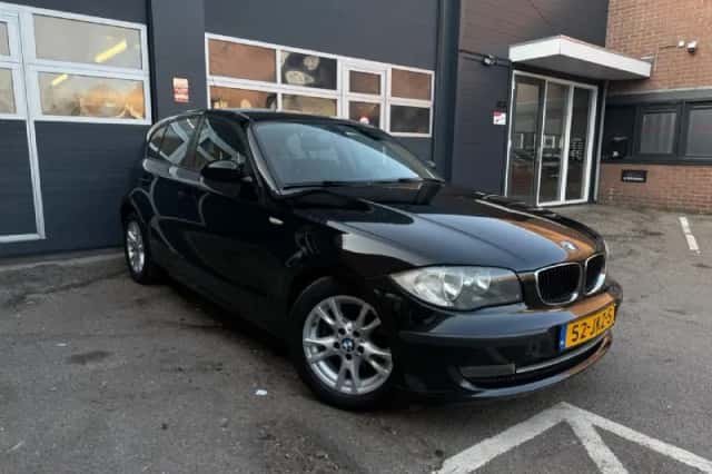 BMW 1-Serie (2009) thumbnail 2