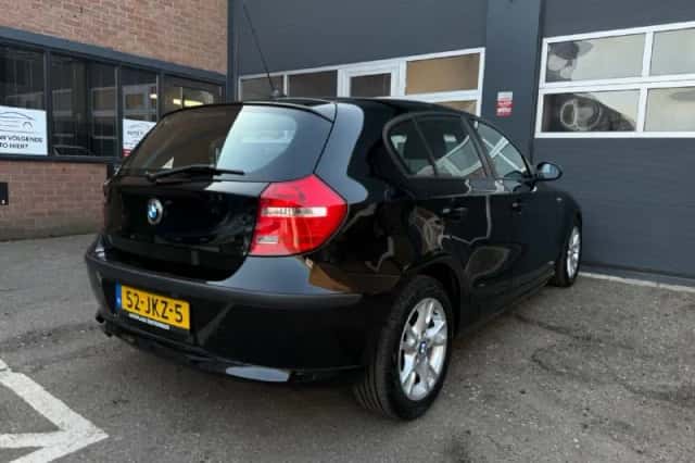 BMW 1-Serie (2009) thumbnail 3