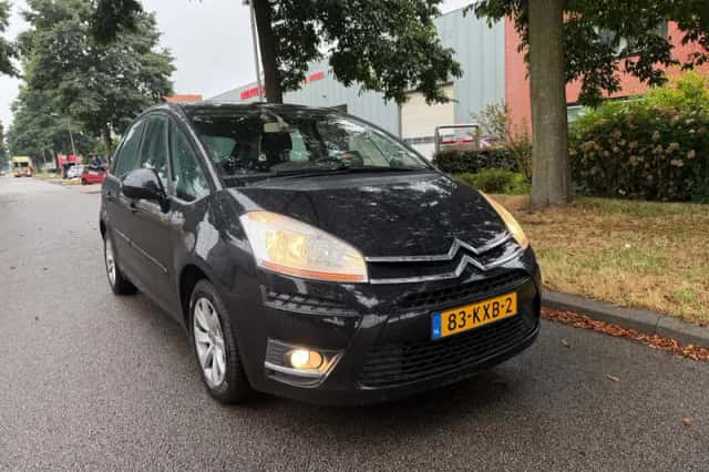 Citroën C4 Picasso (2010) thumbnail 1