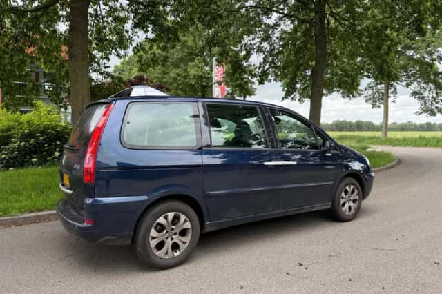 Citroën C8 (2008) thumbnail 4