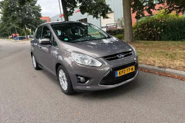 Ford C-Max (2012) thumbnail 1