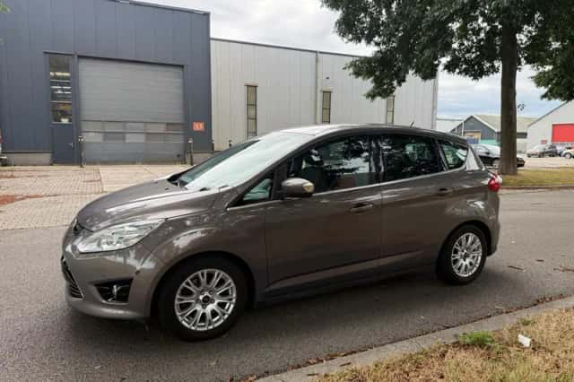 Ford C-Max (2012) thumbnail 3