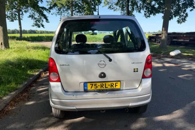 Opel Agila (2005) thumbnail 3