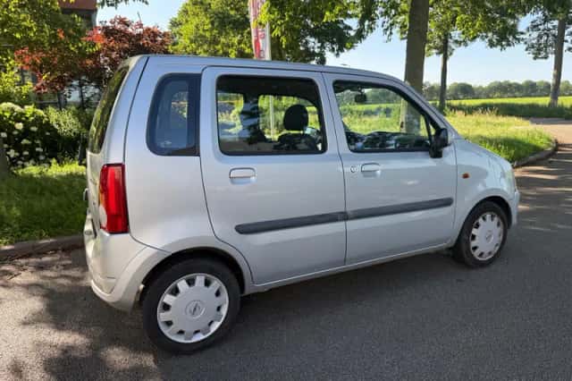 Opel Agila (2005) thumbnail 5