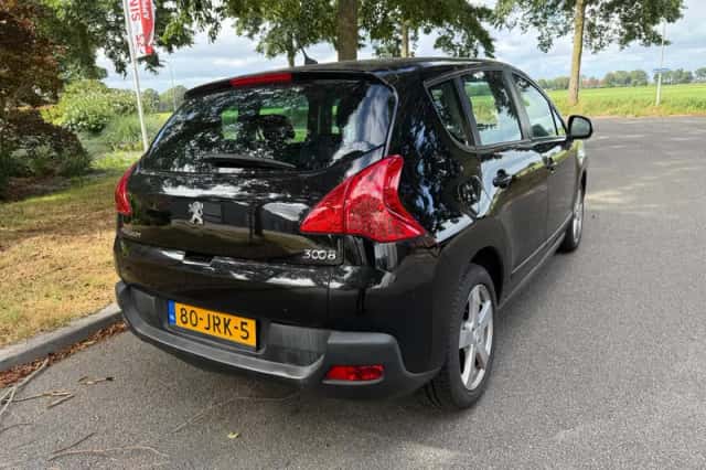 Peugeot 3008 (2009) thumbnail 5