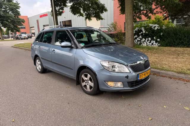 Škoda Fabia (2010) thumbnail 1