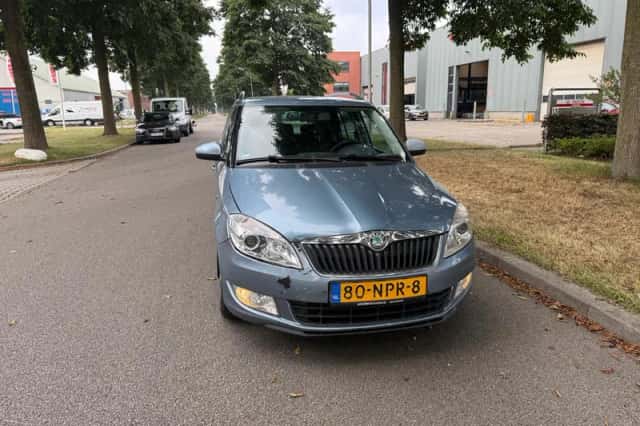Škoda Fabia (2010) thumbnail 5