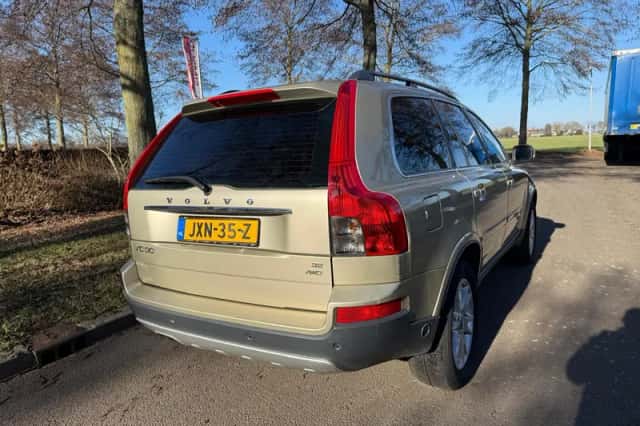 Volvo XC90 (2009) thumbnail 6