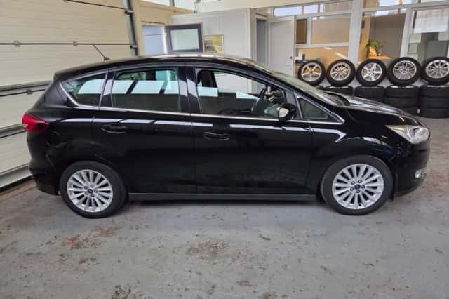 Ford C-Max (2017) thumbnail 4