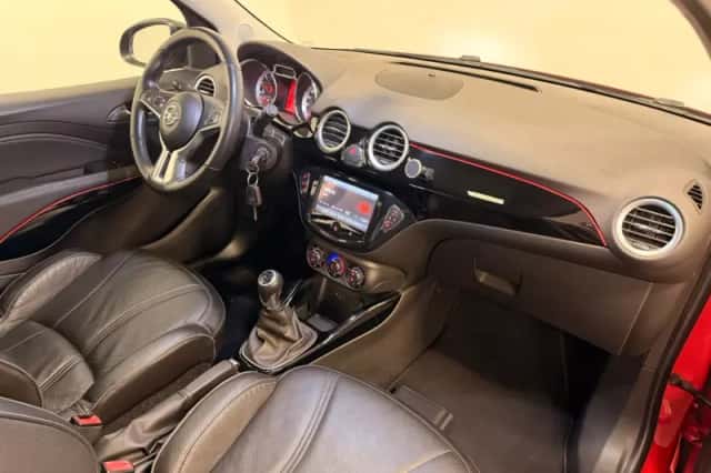 Opel Adam (2015) thumbnail 3