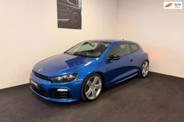 Volkswagen SCIROCCO (2010) thumbnail 1
