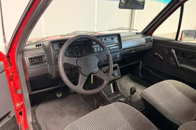 Volkswagen Golf (1985) thumbnail 3