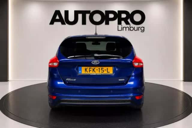 Ford Focus (2018) thumbnail 6