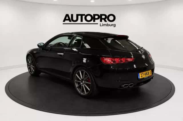Alfa Romeo Brera (2009) thumbnail 2