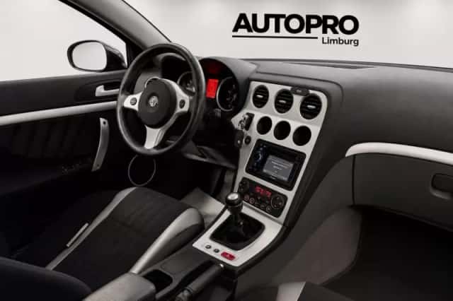 Alfa Romeo Brera (2009) thumbnail 3