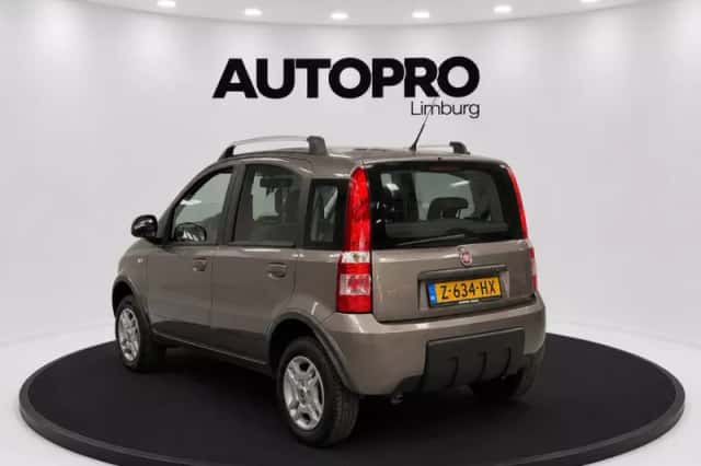 Fiat Panda (2011) thumbnail 2