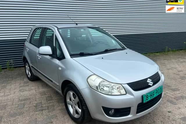 Suzuki SX4 (2007) thumbnail 1