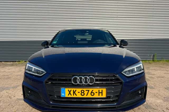 Audi A5 (2018) thumbnail 2