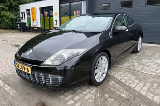 Renault Laguna (2009) thumbnail 3
