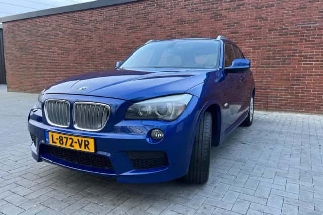 BMW X1 (2012) thumbnail 3